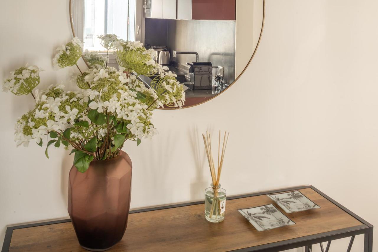 Apartamento Sant'aponal Cozy With Balcony R&r *
