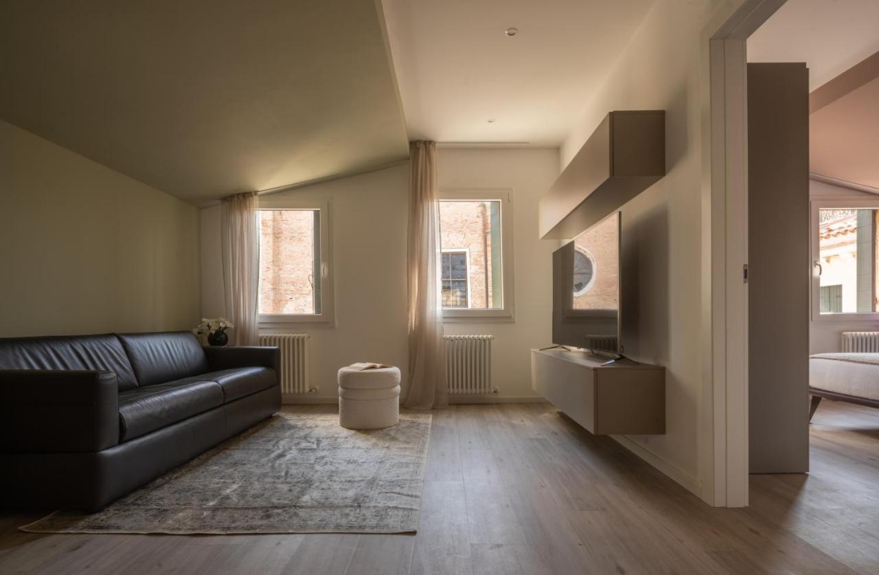 Apartamento Sant'aponal Cozy With Balcony R&r