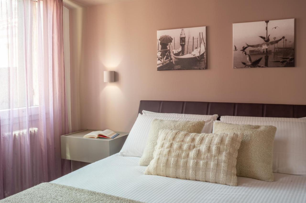Apartamento Sant'aponal Cozy With Balcony R&r Venecia